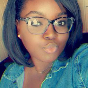 Meet your Posher, Symone